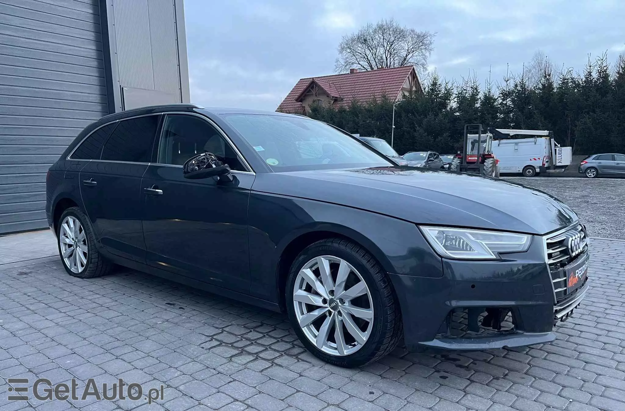 AUDI A4 