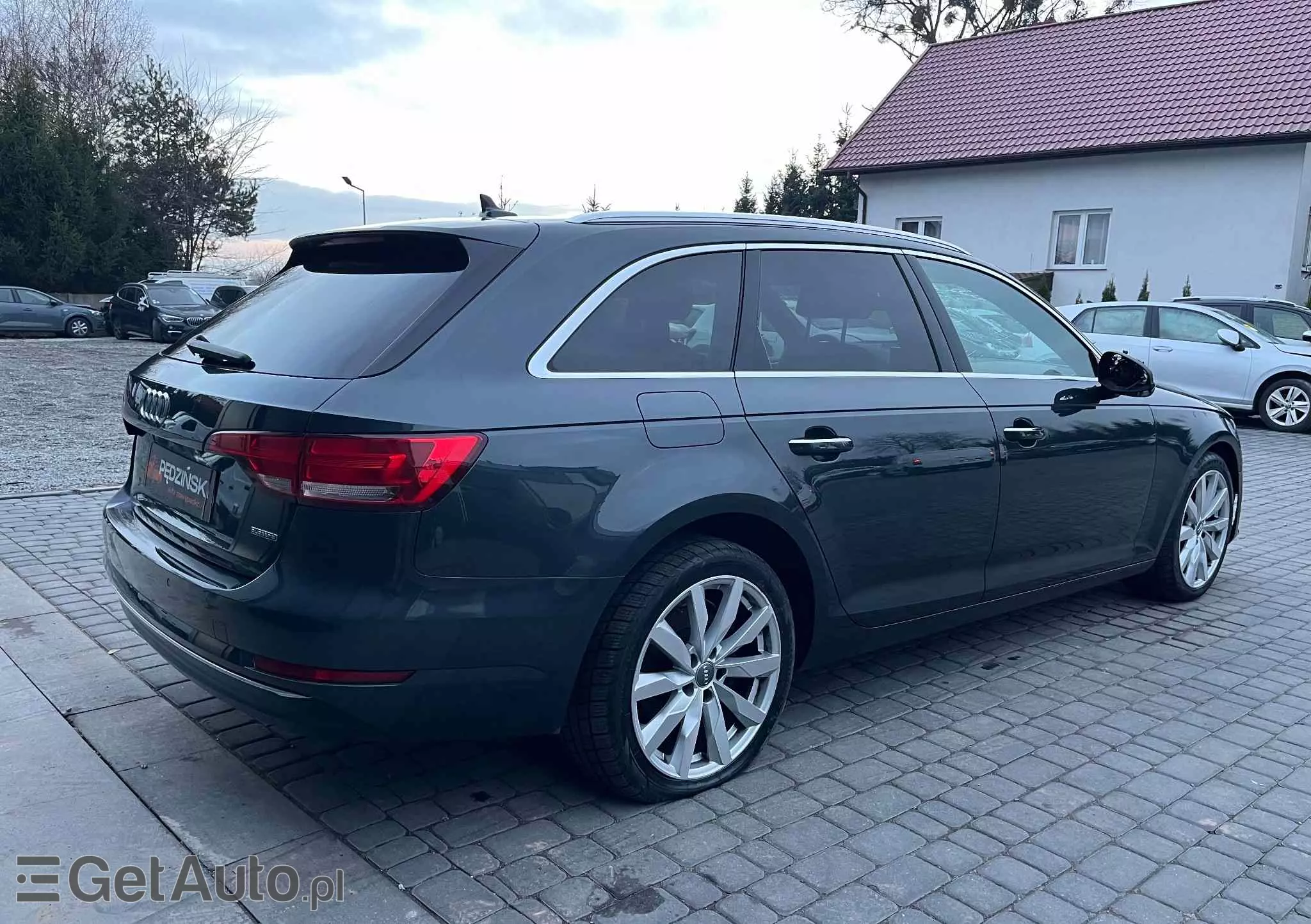 AUDI A4 