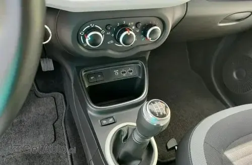 RENAULT Twingo 