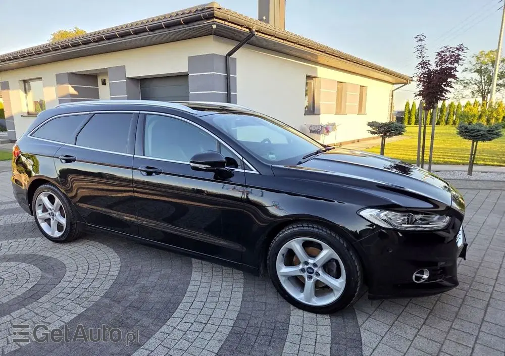 FORD Mondeo 2.0 TDCi STart-Stopp PowerShift-Aut Titanium