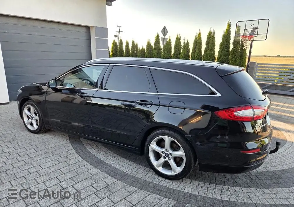 FORD Mondeo 2.0 TDCi STart-Stopp PowerShift-Aut Titanium