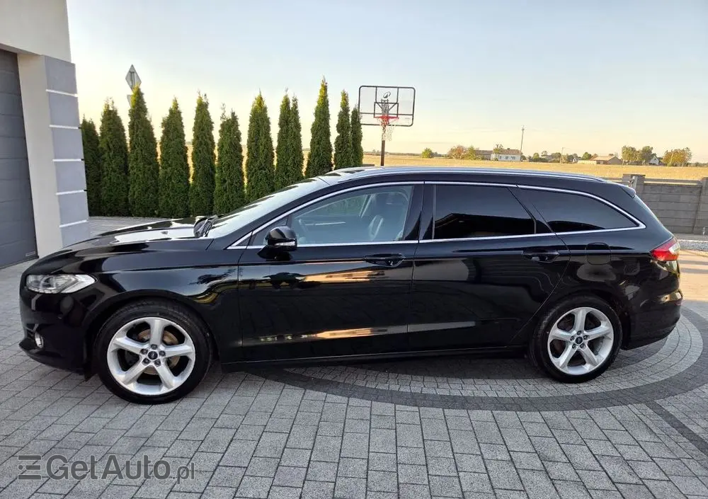 FORD Mondeo 2.0 TDCi STart-Stopp PowerShift-Aut Titanium