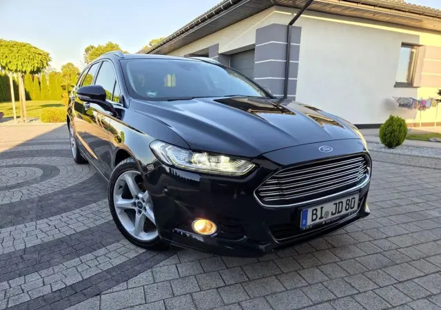 FORD Mondeo 2.0 TDCi STart-Stopp PowerShift-Aut Titanium