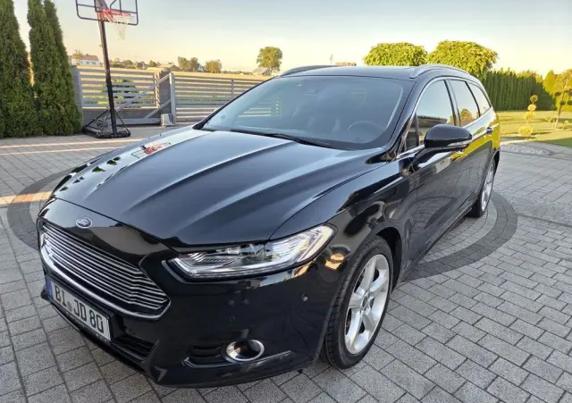 FORD Mondeo 2.0 TDCi STart-Stopp PowerShift-Aut Titanium