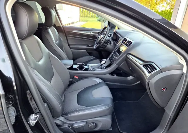 FORD Mondeo 2.0 TDCi STart-Stopp PowerShift-Aut Titanium