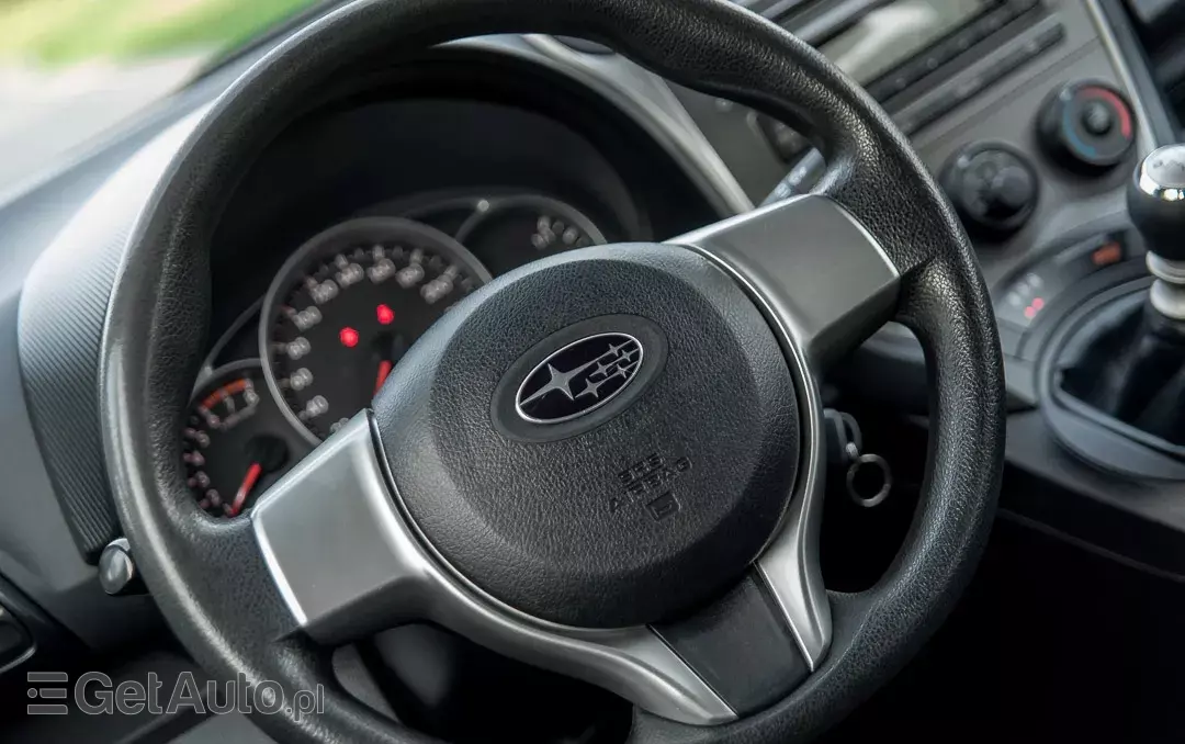 SUBARU Trezia 