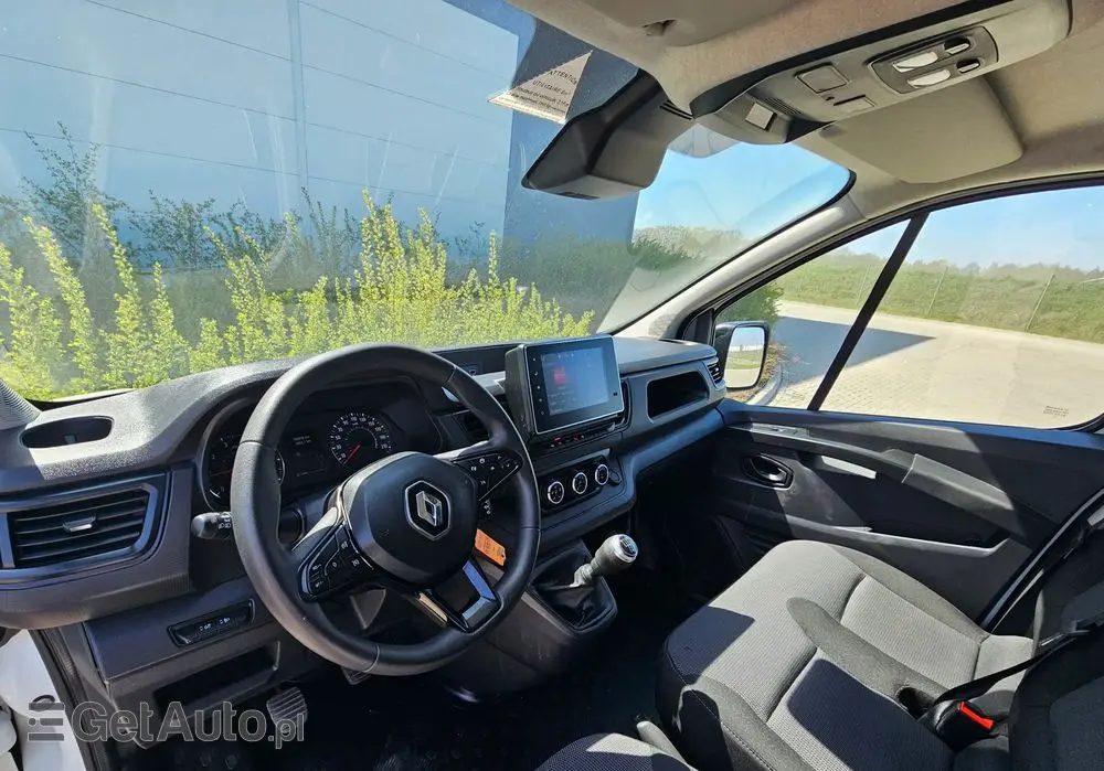 RENAULT TRAFIC 