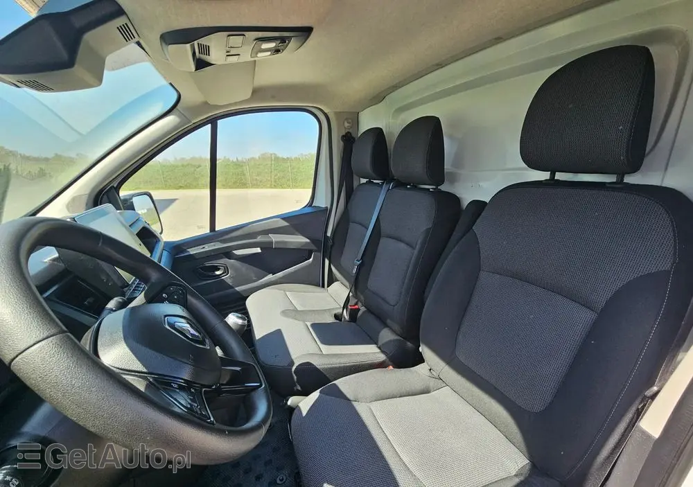 RENAULT TRAFIC 