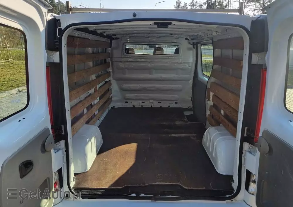 RENAULT Trafic 