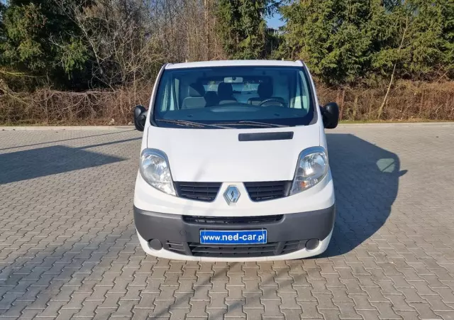 RENAULT Trafic 