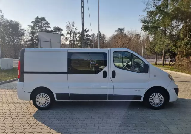 RENAULT Trafic 