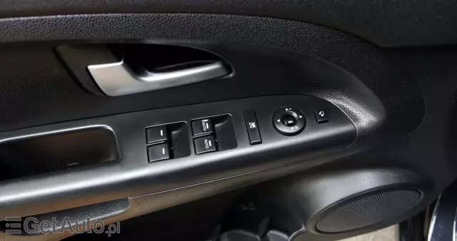 KIA Venga 1.6 CRDi 128 Platinum Edition