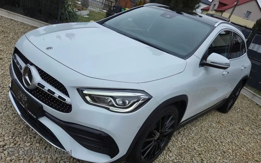 MERCEDES-BENZ GLA 200 7G-DCT AMG Line