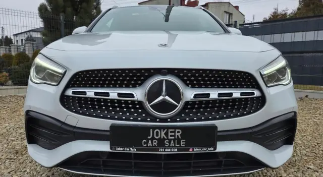 MERCEDES-BENZ GLA 200 7G-DCT AMG Line