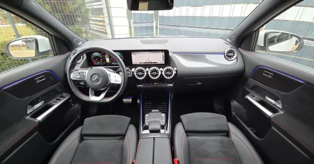 MERCEDES-BENZ GLA 200 7G-DCT AMG Line