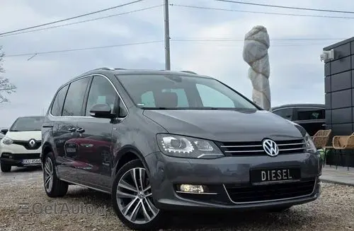 VOLKSWAGEN Sharan 