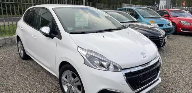 PEUGEOT 208 1.2 PureTech (83 KM)