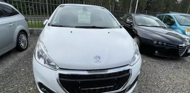 PEUGEOT 208 1.2 PureTech (83 KM)