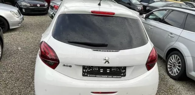 PEUGEOT 208 1.2 PureTech (83 KM)