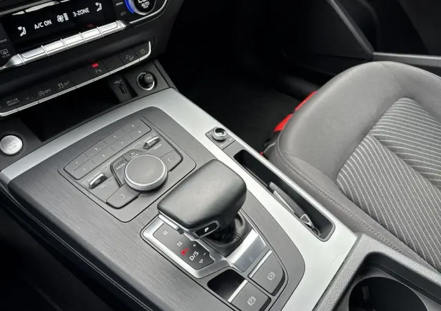 AUDI Q5 2.0 TDI Quattro S tronic