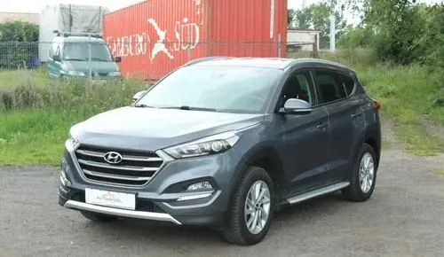 HYUNDAI Tucson 