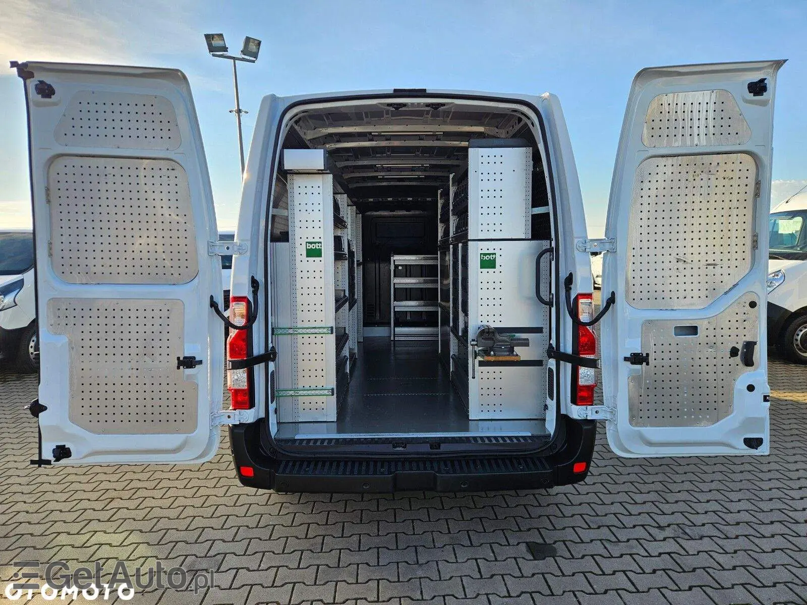 RENAULT Master L3H2 Business
