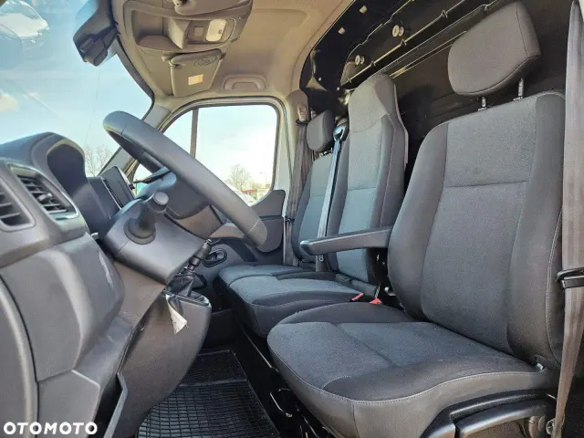 RENAULT Master L3H2 Business