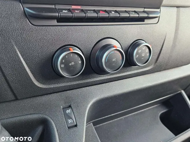 RENAULT Master L3H2 Business