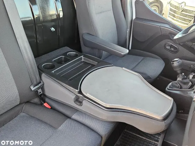 RENAULT Master L3H2 Business