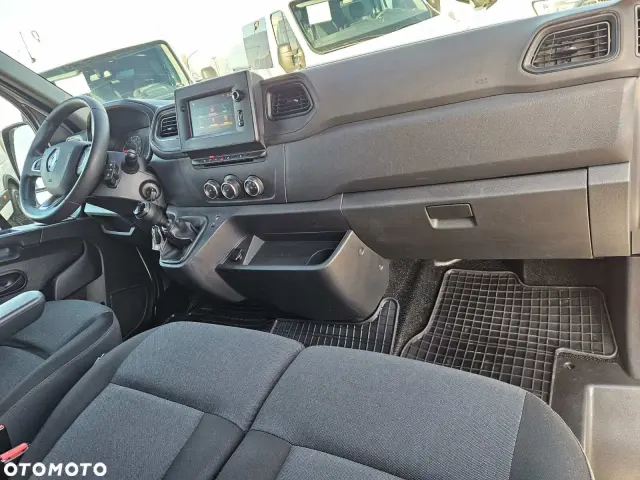 RENAULT Master L3H2 Business