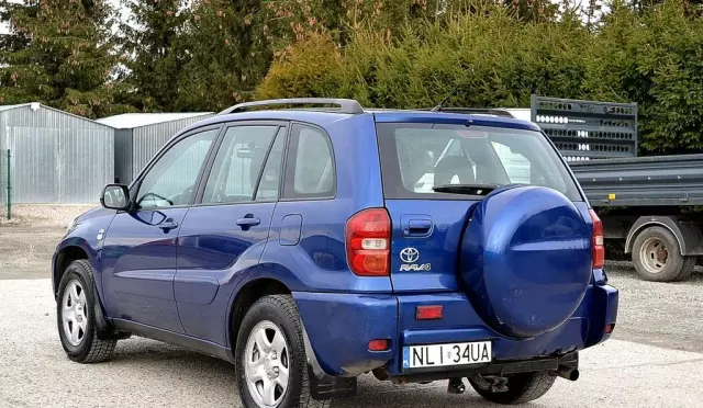 TOYOTA Rav 4 