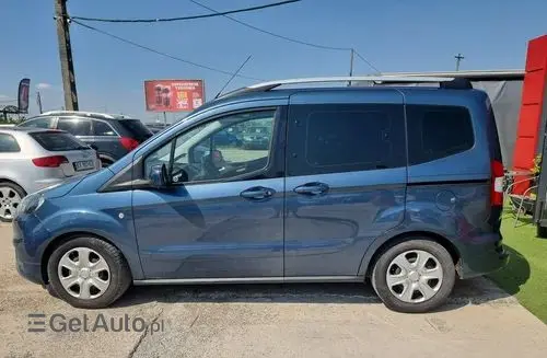FORD Tourneo Courier 