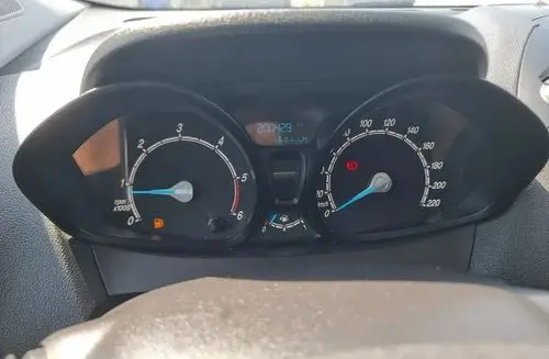 FORD Tourneo Courier 