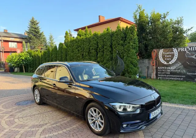 BMW Seria 3 320d Efficient Dynamics Edition Sport Line