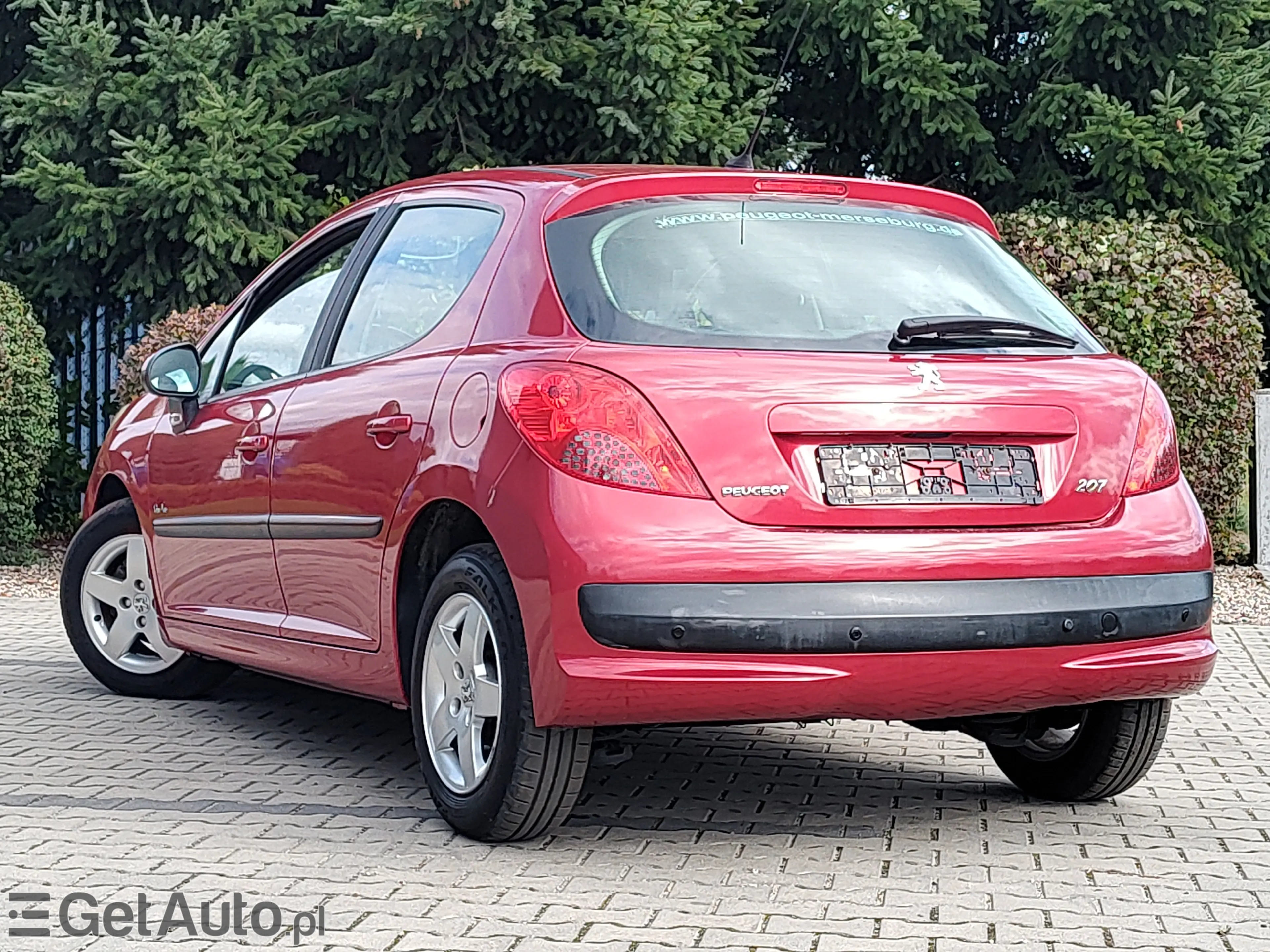 PEUGEOT 207 
