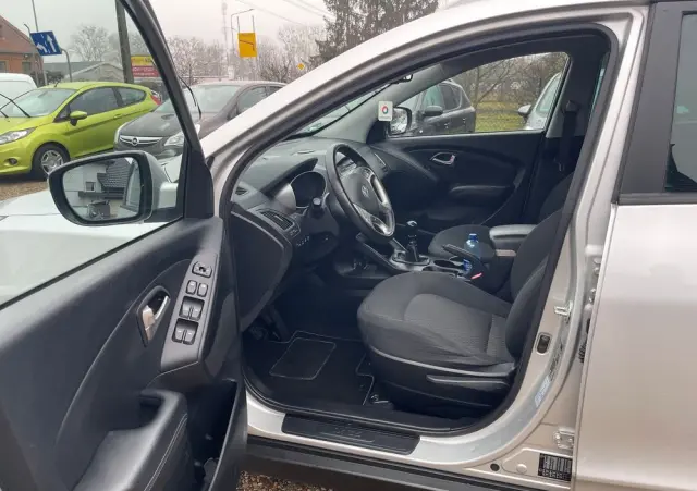 HYUNDAI Ix35 2.0 CRDi 4WD Finale Silver