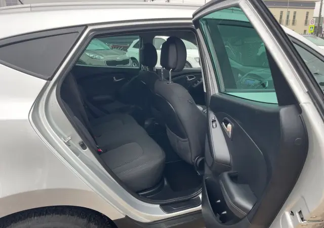HYUNDAI Ix35 2.0 CRDi 4WD Finale Silver
