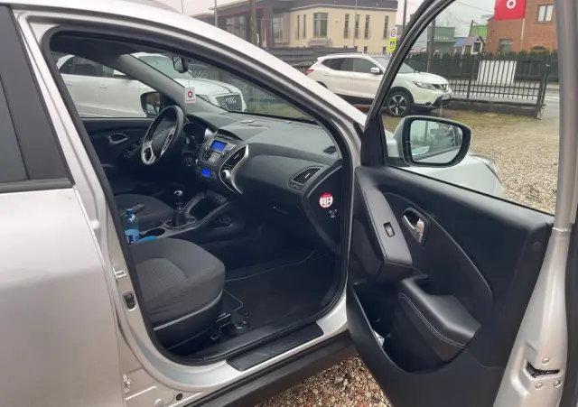 HYUNDAI Ix35 2.0 CRDi 4WD Finale Silver