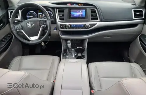 TOYOTA Highlander 