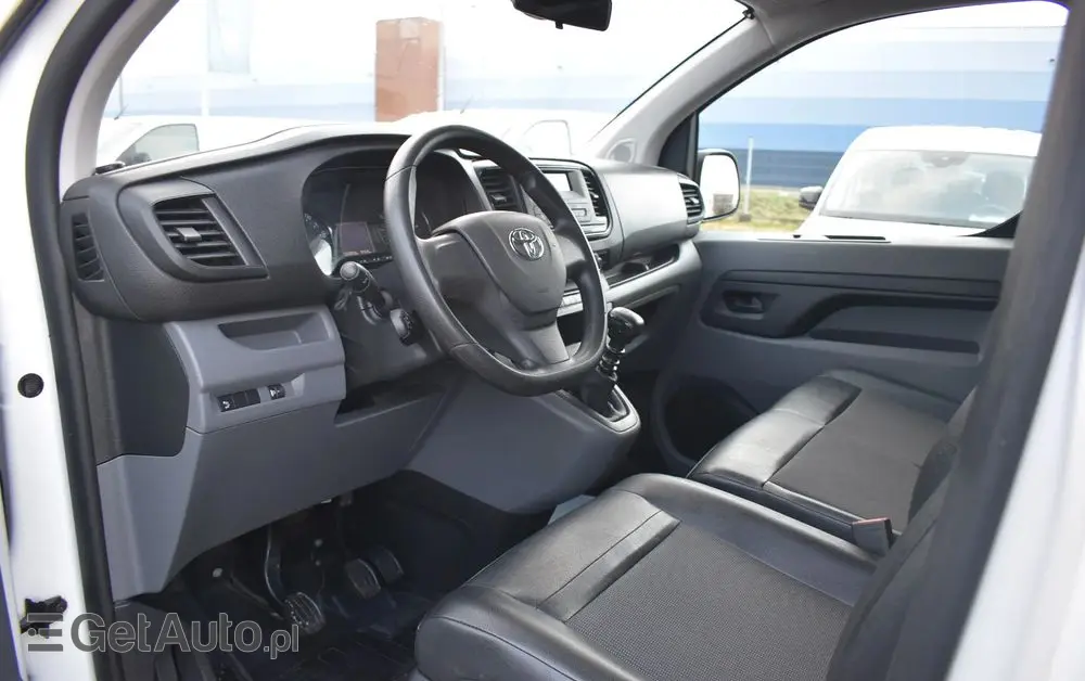 TOYOTA PROACE 2.0 D-4D LONG 3,1T ACTIVE 