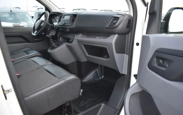 TOYOTA PROACE 2.0 D-4D LONG 3,1T ACTIVE 