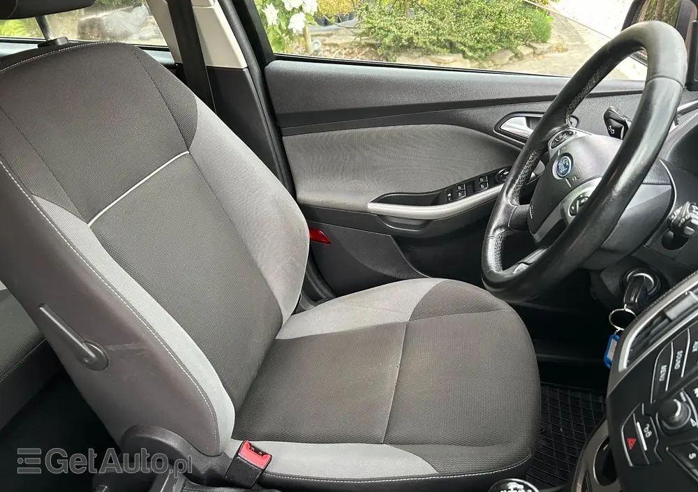 FORD Focus 1.6 TDCi DPF Trend