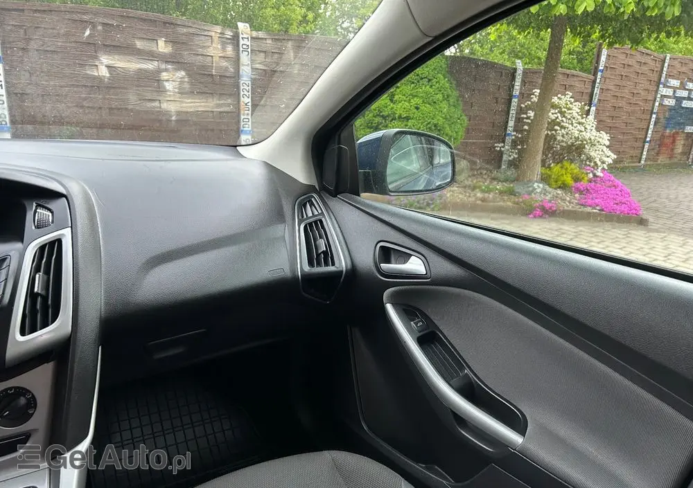 FORD Focus 1.6 TDCi DPF Trend