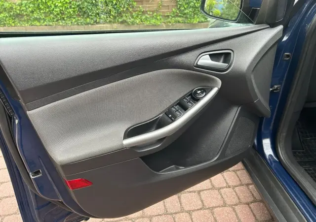 FORD Focus 1.6 TDCi DPF Trend