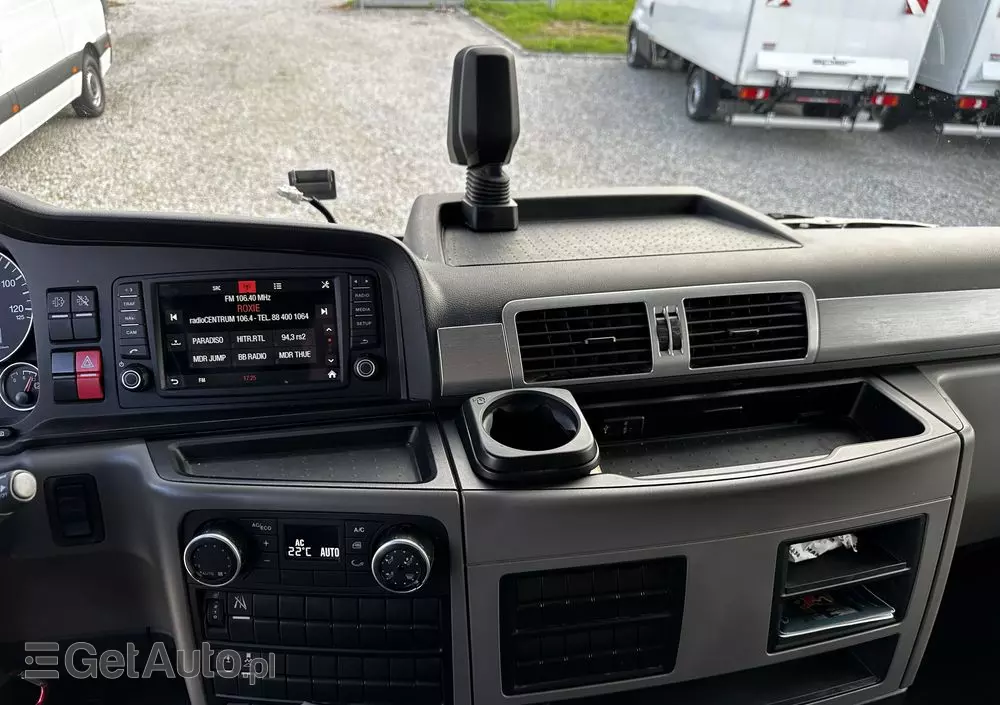 MAN TGM 18.320/perfekcyjny stan/firanka/Automat/poduszki przód i tył/Navi/super stan 