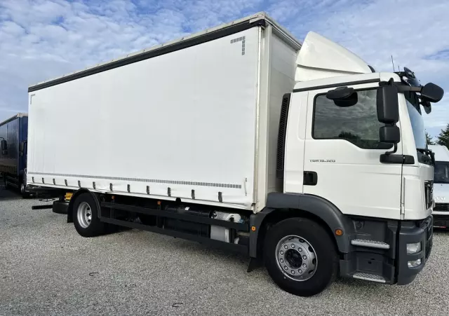 MAN TGM 18.320/perfekcyjny stan/firanka/Automat/poduszki przód i tył/Navi/super stan 
