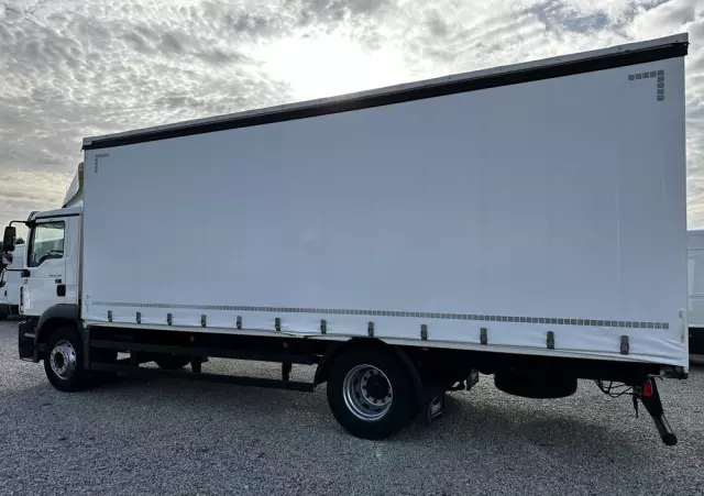 MAN TGM 18.320/perfekcyjny stan/firanka/Automat/poduszki przód i tył/Navi/super stan 