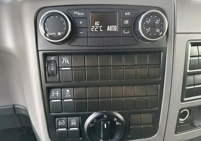 MAN TGM 18.320/perfekcyjny stan/firanka/Automat/poduszki przód i tył/Navi/super stan 