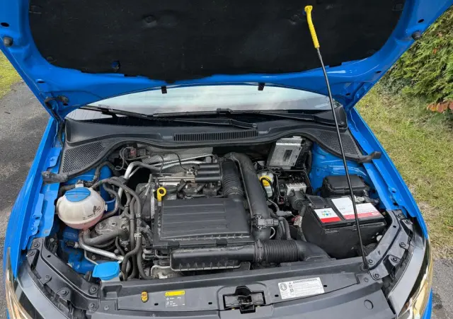 VOLKSWAGEN Polo 1.2 TSI (Blue Motion Technology) Comfortline