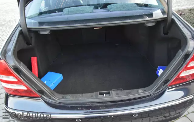 MERCEDES-BENZ Klasa C 180 T Kompressor Avantgarde